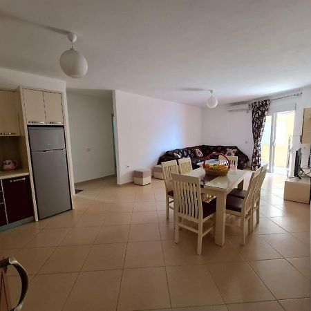 Meltin Apartments Sarande Ngoại thất bức ảnh