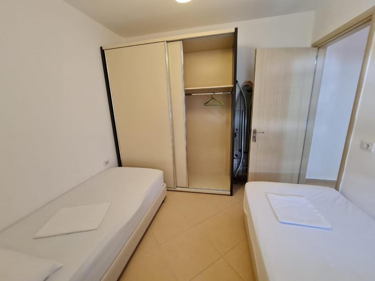 Meltin Apartments Sarande Ngoại thất bức ảnh