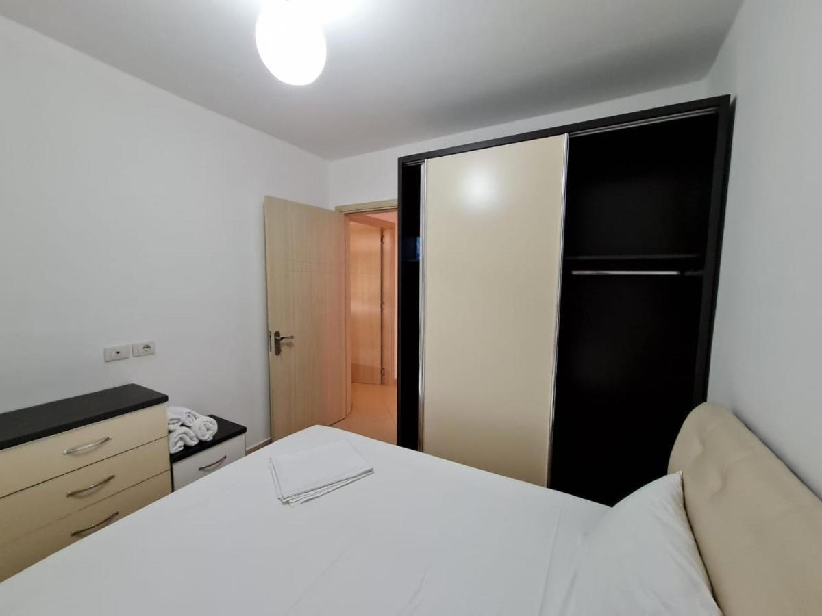 Meltin Apartments Sarande Ngoại thất bức ảnh